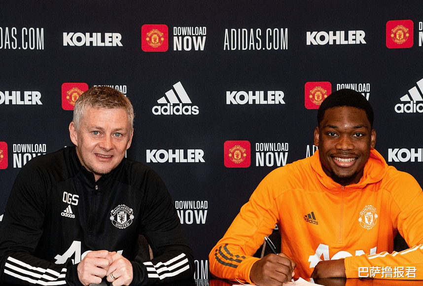 爱游戏在线-曼联完胜AC米兰，戈麦斯高光表现