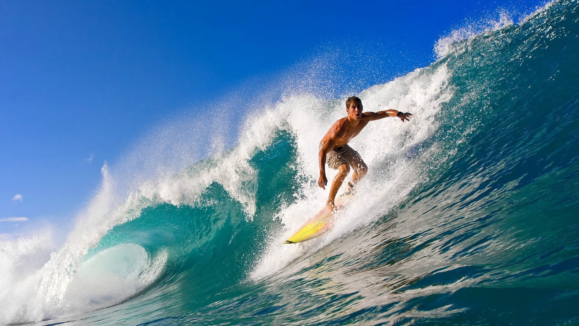 爱游戏在线-迪马利亚接管F1争冠，厄瓜多尔加时绝杀，体育如何成为国家叙事的战场